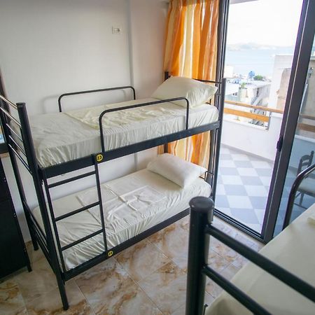 Wallaby Hostel ซารานเดอ ภายนอก รูปภาพ