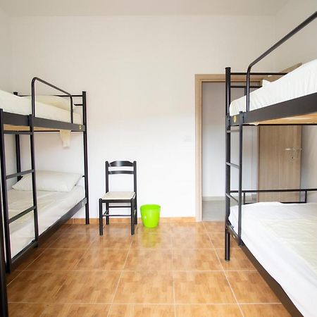 Wallaby Hostel ซารานเดอ ภายนอก รูปภาพ